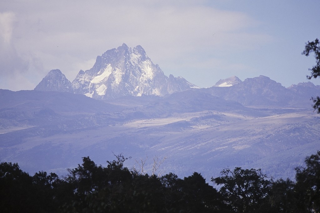 Mount Kenya, by Frédéric SALEIN (image via Flickr Creative Commons - https://www.flickr.com/photos/fredericsalein/5412789480)