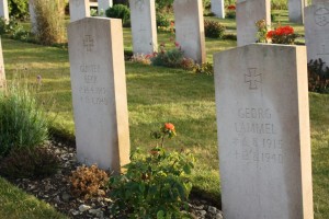 The graves of Lt Günter Beck  and Uffz Karl Hoyer 