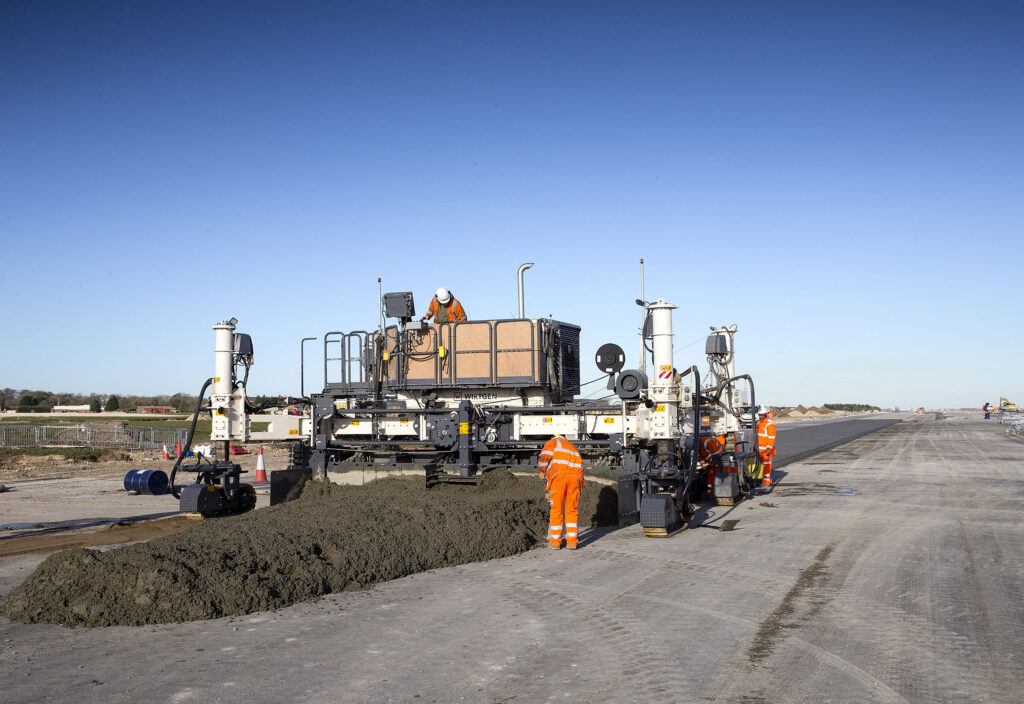 Resurfacing work on the secondary runway. [Crown Copyright/MOD2017]